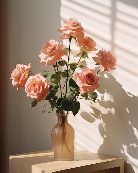 Beautiful Still Life Photography, Vase Of Flowers Aesthetic, Rose Reference Photo, Flower Pot Photography, Flowers In Vase Aesthetic, Flower Vase Photography, Flowers Vase Aesthetic, Pink Roses In Vase, Flowers Still Life Photography