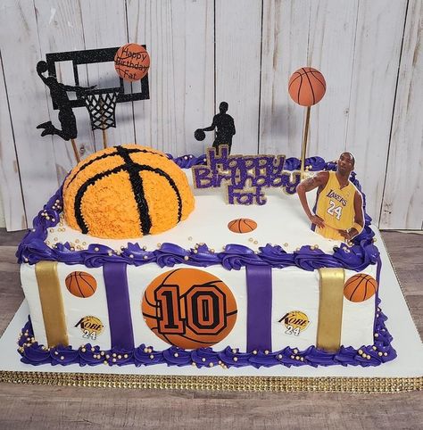 Lebron James Birthday Cake, Lebron James Cake Ideas, Lakers Cake Design, Lebron James Birthday, Lakers Birthday Cake, 18th Birthday Cake Basketball, Lakers Cake Birthday Basketball, Basketball Theme Cake Design, Basketball Cake