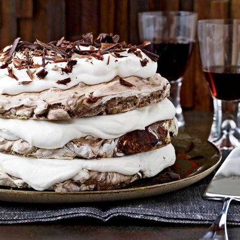 Hazelnut-and-Chocolate Meringue Cake Recipe - Daniel Jasso | Food & Wine Chocolate Meringue Cake, Meringue Cake Recipe, Hazelnut Meringue, Meringue Desserts, Dessert Parfait, Chocolate Meringue, Meringue Recipe, Meringue Cake, Beautiful Desserts