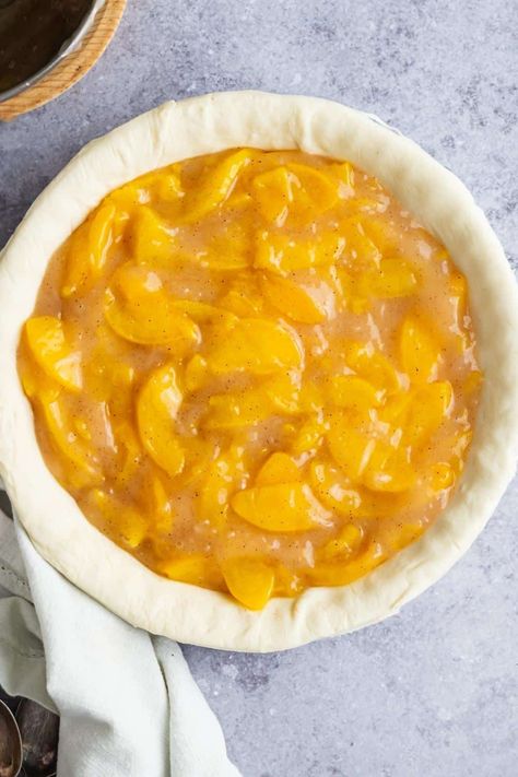 Peach Pie Recipes Easy, Canned Peach Pie, Peach Pie Filling Recipes, Peach Crumble Pie, Easy Peach Pie, Peach Pie Recipe, Peach Jello, Summer Fruit Recipes, Fresh Peach Pie