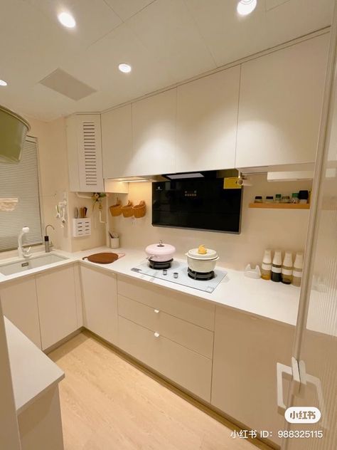 Kitchen Ideas Korean Style, Korean Apartment Interior Kitchen, Korean Backyard, Korean Interior Design Apartments, Korean Kitchen Design, Korean House Aesthetic, Korean House Interior, Korean Interior Design, Korean Apartment Interior