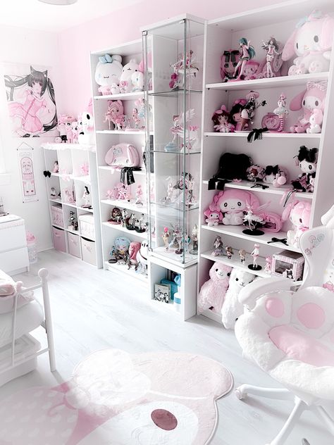 Kuromi Room, Kawaii Room Ideas, Kawaii Bedroom, Princess Room, Room Goals, Cute Room Ideas, Pretty Room, Kawaii Room, Pink Room