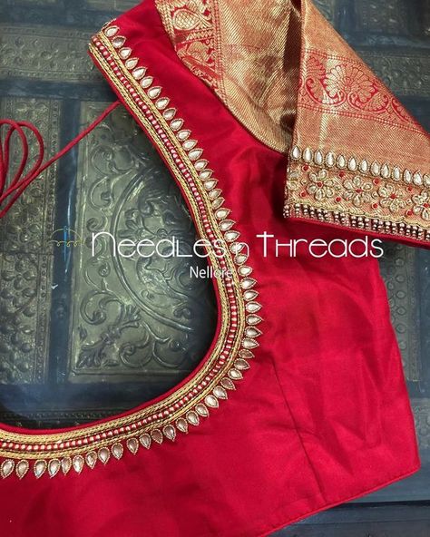 Red Blouse Work Designs, Simple Work Blouse Designs, Red Blouse Design, Blouse Design Aari Work, Floral Blouse Designs, Blouse Maggam Work, Silk Saree Blouse Designs Patterns, Maggam Work Blouse, Simple Work