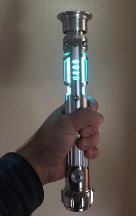 All Lightsaber Colors, Lightsaber Aesthetic, Lightsaber Wallpaper, Lightsaber Art, Lightsaber Diy, Lightsaber Drawing, White Lightsaber, Lightsaber Designs, Lightsaber Handle