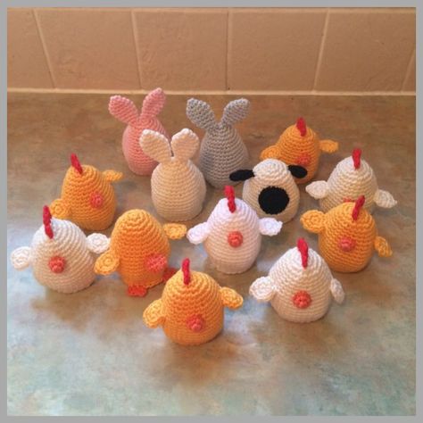 Cream egg covers | DoubleTrebleTrinkets Crochet Egg Cozy, Egg Cozy, Crochet Easter Basket, Crocheted Animals, Easter Sweets, Easter Stuff, Cozy Crochet Patterns, Crocheting Ideas, Easter Crochet Patterns