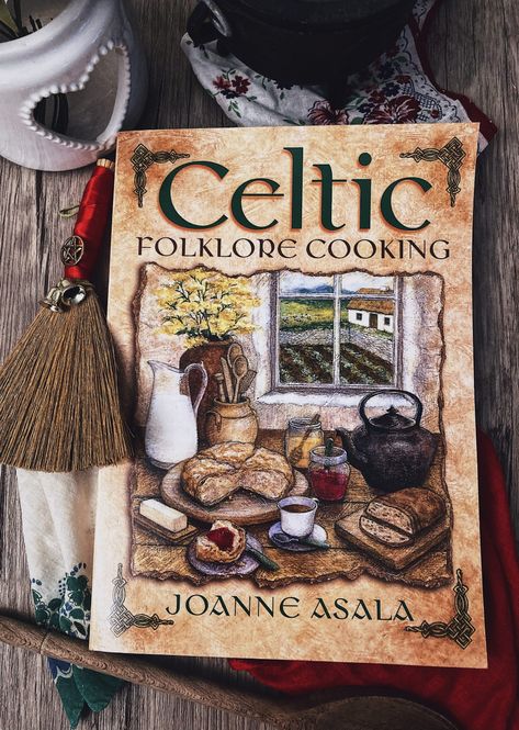 Book Review: Celtic Folklore Cooking by Joanne Asala | Witchcrafted Life Celtic Recipes, Celtic Food, Celtic Folklore, Celtic Traditions, Ancient Celts, Celtic Heritage, Celtic Culture, Traditional Recipes, Vintage Cookbooks