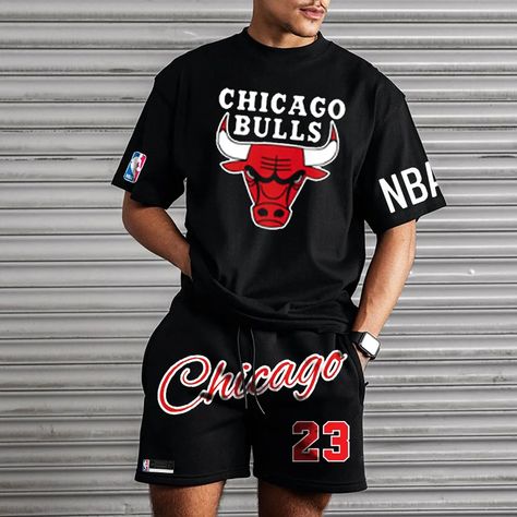 Unisex Basketball Print NO.23 T-shirt & Shorts Set Nba Chicago Bulls, Casual Sweatpants, Nba Season, Pullover Designs, T Shirt And Shorts, Chicago Bulls, Retro Outfits, Shorts Set, Round Collar