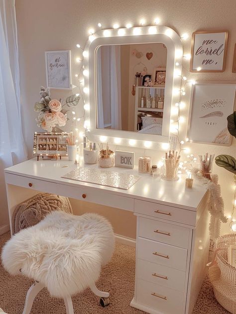 small vanity for bedroom Small Desk And Vanity Ideas, Bedroom Closet Ideas For Small Rooms, Vanity Wall Ideas Bedroom, Vanity Dresser Ideas, Room Inspo Vanity, Cool Vanity Ideas, Vanity Ideas Bedroom Aesthetic, Bedroom Ideas Vanity, Dresser Vanity Bedroom