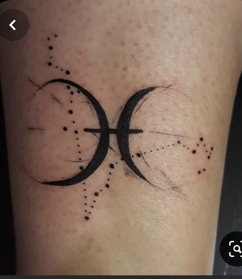 Pices Art, Parker Tattoo, Constellation Tattoo Ideas, Zodiac Tattoos Pisces, Wildflowers Tattoo, Pisces Constellation Tattoo, Pisces Tattoo Designs, Pisces Tattoo, Constellation Zodiac Signs