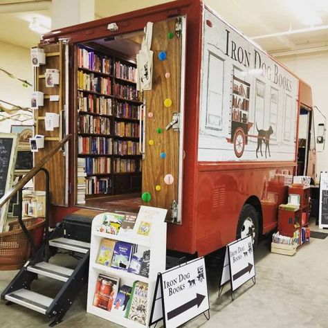 Mobile Bookstore, Bookshop Café, Bookstore Design, Unique Library, Coffee/wine Bar, Business Vision Board, Cart Design, Mobile Library, Bookstore Cafe