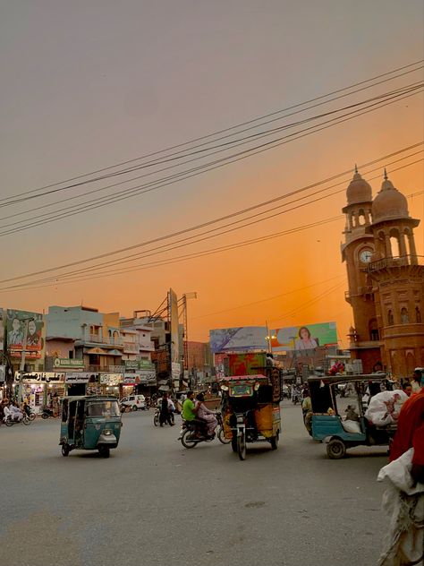 Rickshaw Pakistan, Asian Culture Aesthetic, Rickshaw Aesthetic, Pakistan Vibes, Pakistan Aesthetic, Pakistan Home, Pakistani Aesthetic, Pakistan Art, South Asian Aesthetic