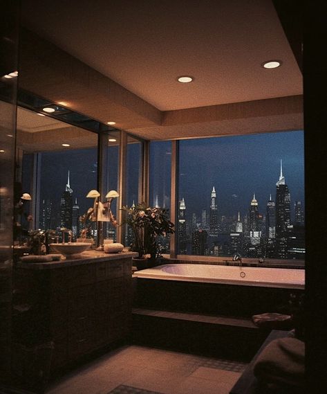 Nyc Penthouse Bathroom, Penthouse Bathroom, 80s Bathroom, Penthouse Aesthetic, 80s Interior Design, Nyc Penthouse, City View Apartment, New York Penthouse, 80s Interior