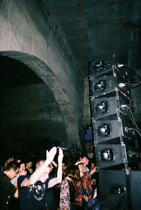 Rave Photography, Techno Aesthetic, Underground Rave, Berlin Techno, Rave Aesthetic, Rave Scene, Techno Rave, 90s Rave, Rave Culture