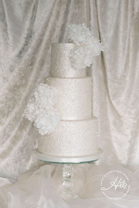 Wedding Cake Luxury, Cake Luxury, Wedding Cake Elegant, Wedding Cake Dessert Table, Sweet Table Wedding, Colorful Wedding Cakes, Cake Elegant, Silver Wedding Cake, Cake Dessert Table