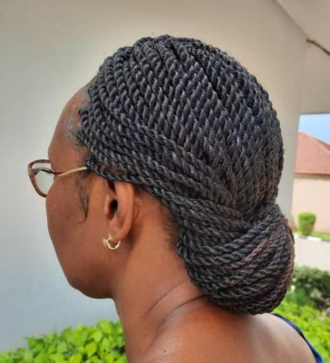 Elegant Senegalese Twists Updo Natural Twist Styles, Senegalese Twist Updo, Natural Black Hairstyles, Flat Twists, Twist Updo, Senegalese Twists, Curly Bun, Mohawk Braid, Hair Adviser