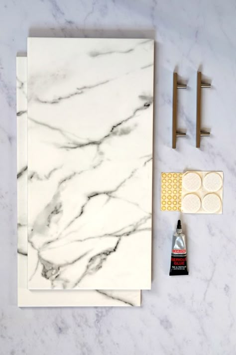 Marble Leftovers Ideas, Tiles Diy Crafts, Scrap Marble Projects, Marble Diy Projects, Tile Projects Diy Leftover, Diy Marble Tray, What To Do With Leftover Tiles, Tiles Diy Ideas, Diy Tile Tray