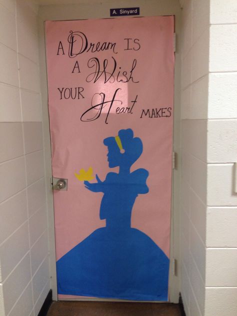 Cinderella door decoration Cinderella Theme Classroom, Cinderella Bulletin Board Ideas, Cinderella Classroom Door, Cinderella Classroom Decorations, Cinderella Bulletin Board, Cinderella Door Decoration, Disney Princess Door Decorations, Disney Themed Classroom Doors, Disney Castle Door Decorations Classroom