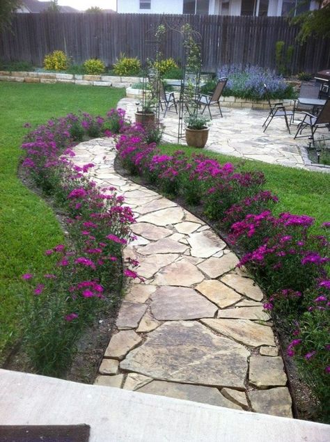 Front Garden Path, Front Walkway Landscaping, Stone Backyard, Backyard Walkway, Walkway Landscaping, Walkway Design, Garden Paving, Garden Walkway, Stone Path