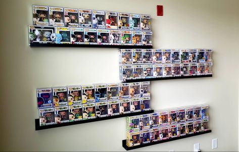 Funko Pop Display Shelves, Funko Display Ideas, Funko Pop Display Ideas, Funko Pop Shelves, Disney Funko Pop, Home Shelves Ideas, Star Wars Funko Pop, Marvel Funko Pop, Best Funko Pop