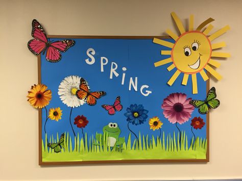 Spring bulletin board Spring Display Board, Butterfly Bulletin Board Ideas, Spring Themed Bulletin Boards, Spring Bulletin Board Ideas, Acylic Painting, Hallway Bulletin Boards, Art Bulletin Boards, Alphabet Crafts Preschool, Teacher Bulletin Boards