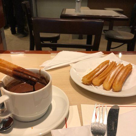 Manolo, Lima - Miraflores - Churros by the apt!! Lima Miraflores, Madrid Food, Madrid Hotels, Order Food Online, Order Food, Modern Apartment, Online Food, Food Delivery, Restaurant Review