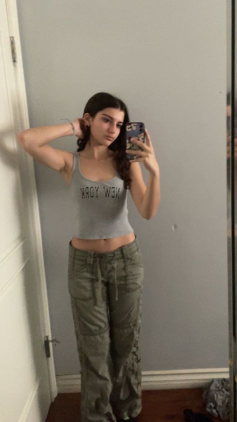 Outfits With Gray Tank Top, Cargos And Tank Top, Grey Cargo Fits, Grey Tank Top Outfit Aesthetic, Gray Crop Top Outfit, Gray Tank Outfit, Green And Gray Outfit, Gray Tank Top Outfit, Grey Cargos Outfit