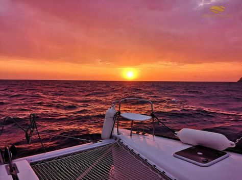 Greek Dinner, Greek Sea, Greek Wine, Catamaran Yacht, Santorini Sunset, Santorini Hotels, Private Boat, Santorini Travel, Warm Springs