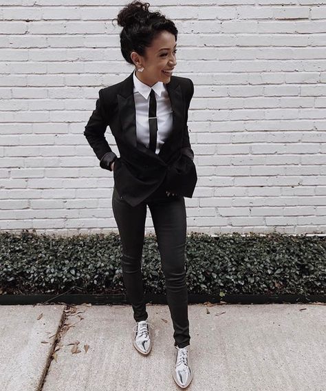 liza Tomboy Prom Outfits, Prom Outfits For Tomboys, Tomboy Prom, Tomboy Formal Outfits, Neon Prom Dresses, Suit Prom, Liza Koshy, Prom Outfit