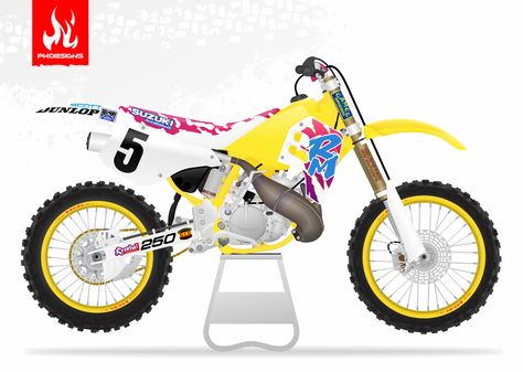 Suzuki Motocross, Suzuki Dirt Bikes, Dirt Motorcycle, Motocross Racer, Motorcross Bike, Vintage Motocross, Motorcycle Racing, Vintage Bikes, Dirt Bikes