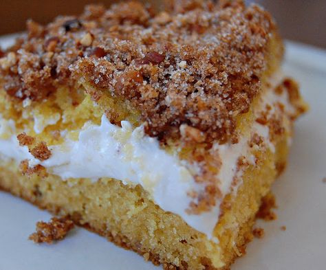 Serenity Cove: The Best Cream Filled Coffee Cake Filled Coffee Cake, Crumb Coffee Cakes, Cake Filling Recipes, French Cream, Breakfast Sweets, Cinnamon Recipes, Delicious Cream, Coffee Cake Recipes, Cake Fillings