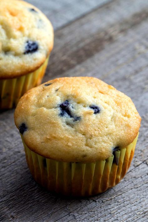 Carbquik Recipes, Blueberry Muffin Mix, Gluten Free Blueberry Muffins, Blueberry Muffin Recipe, Smores Dessert, Savory Cakes, Best Blueberry Muffins, Streusel Muffins, Berry Muffins