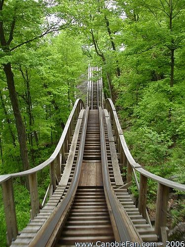 Lake Compounce, Bristol Connecticut, Restaurant Breakfast, Connecticut Travel, Wooden Roller Coaster, Roller Coasters, Parc D'attraction, Sine Wave, Amusement Parks