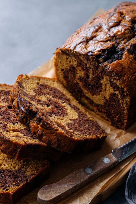 You'll love this Pumpkin Chocolate Swirl Bread recipe, perfect for fall! Chocolate Swirl Bread Recipe, Chocolate Swirl Bread, Crumb Cake Recipe, Swirl Bread, Pistachio Cream, Swirled Bread, Spritz Cookies, Chocolate Swirl, Crumb Cake