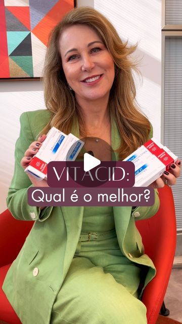 Dra. M.Paula Del Nero | Dermatologia | CRM-SP:74.594 RQE:10.353 on Instagram: "Vitacid é o queridinho do momento, mas você sabe qual é o mais indicado para você?  São 4 opções no mercado: Vitacid, Vitacid Plus, Vitacid Acne e Vitacid XT. No vídeo, explico a diferença entre cada um e como eles atuam na sua pele.  Compartilhe esse vídeo com aquela amiga que também adora ácido retinoico 💜✨  Lembre-se: antes de iniciar qualquer tratamento, consulte um profissional! Essas dicas são gerais, e um dermatologista é fundamental para criar um plano de cuidados personalizado, adequado às suas necessidades.  Dra. Maria Paula Del Nero | Dermatologista CRM SP: 74.594 RQE: 10.353  #vitacid #tretinoina #retinoico #dermatosp #acidoretinoico #hidroquinona #acne #skincare" Acne Skincare, August 20, Acne, On Instagram