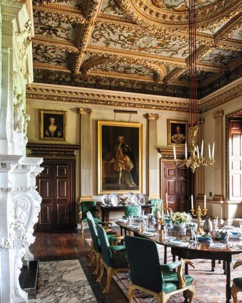 English Manor Houses Interior, Yellow Centerpiece, Houghton Hall, Traditional Chic, English Architecture, Norfolk England, British Architecture, Ceiling Murals, English Furniture