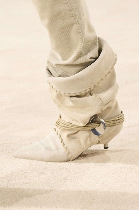 Isabel Marant Boots, Isabel Marant Shoes, Casual Glam, Dreamy Whites, Hype Shoes, Fall 2024, Shoe Style, The Streets, Isabel Marant