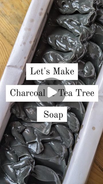 Natural Soapmaker + Teacher at Biossence on Instagram: "Here’s a quick tutorial on the making of Charcoal & Tea Tree Handmade soap 🖤  And if you are new to soapmaking from scratch, here’s a FREE base recipe template that you can adapt to make this soap 👇  ✅ Palm Version:  Olive Oil - 160g - 40% Coconut - 120g - 30% Palm Oil - 100g - 25% Castor Oil - 20g - 5%  Lye (Sodium Hydroxide) - 56.6g Distilled Water - 113.2g  ✅ Palm- Free Version:  Olive Oil - 160g - 40% Coconut - 120g - 30%  Cocoa Butter - 60g - 15% Shea Butter - 40g - 10% Castor Oil - 20g - 5%  Lye (Sodium Hydroxide) - 55.8g Distilled Water - 111.6 g  **Add Ons**  ✅ Additives (colorants, clays, exfoliants, herbs, hardeners, lather boosters) - 1/4 to 3/4 tsp per 100g fats   (In this case, 1 to 3tsp of activated charcoal)  ✅ Essent Tea Tree Soap Recipe, Soap Base Recipe, Face Soap Recipe, Natural Face Soap, Charcoal Soap Recipe, Making Charcoal, Tea Tree Oil Soap, Cold Pressed Soap, Diy Soap Bars