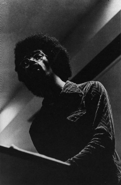 Gil Scott Heron. Washington D.C., 1976. Street Poetry, Poetry Inspired, Kung Fu Kenny, 70’s Aesthetic, Gil Scott Heron, Late Night Show, Classic Jazz, Jazz Fusion, Digital Museum