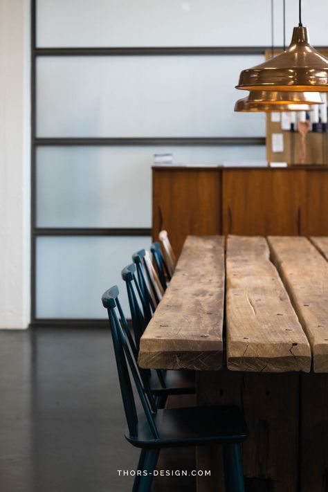 If you need a table and a showstopper for your conference room, look no further. The UNIQ plank table is perfect for the meeting room, where you want just that bit extra. #thorsdesign #uniquetable #reclaimedwoodtable Reclaimed Wood Dinner Table, Rustic Conference Table, Reclaimed Wood And Steel Table, Shou Sugi Ban Table Kitchen & Dining Tables, Live Edge Communal Table, Meeting Room Table, Plank Table, Timber Table, Reclaimed Wood Table