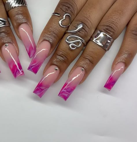 nailedbyCilla on Instagram: "💜🩷🤍marvel me #explorenails #thenailhub #marblenails #nailaddict" Purple And Pink Nails, Stilleto Nails Designs, Wave Nails, Hello Nails, Purple Nail Designs, Simple Gel Nails, Cute Acrylic Nail Designs, Pink Nail Designs, Acrylic Nails Coffin Short