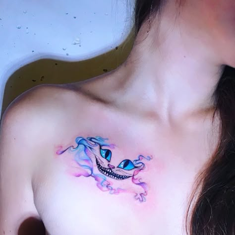 Tattoos Best Friends, Cat Face Tattoos, Cheshire Cat Tattoo, Alice And Wonderland Tattoos, Petit Tattoo, Type Tattoo, Wonderland Tattoo, Dope Tattoos For Women, Tatuaje A Color