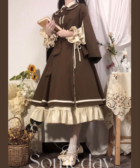 Gaun Abad Pertengahan Inggris, Royal Core Outfits Casual, Gaun Abad Pertengahan, Traditional Gowns, Modest Dresses Casual, Kawaii Fashion Outfits, Dress Aesthetic, Anime Dress, Princess Outfits