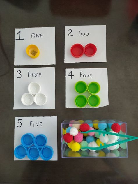 Color Matching + Counting Activity for Kids    Today i am going to share this simple counting and matching activity that most kids will enjoy. Number Activities For Toddlers, Oppgaver For Barn, Numeracy Activities, Counting Activity, Preschool Colors, Montessori Toddler Activities, Numbers Preschool, Counting Activities, Math Activities Preschool