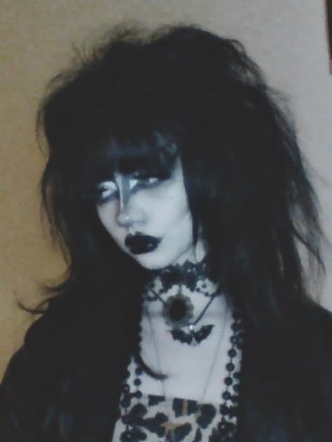 Trad Goth Makeup, Goth Eye Makeup, Traditional Goth, Goth Fits, Goth Subculture, Goth Hair, Alt Makeup, Goth Look, Alternative Makeup