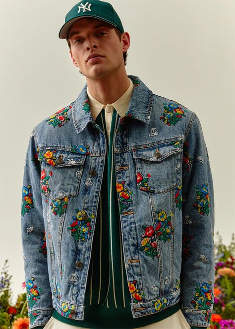 Kith Spring 2022 Lookbook – Kith Europe Serif Logo, Streetwear Jackets, Classy Outfits Men, Jean Jacket Men, Zip Coat, Men Jackets, Outfits Hombre, Brushed Nickel Hardware, Veg Tan Leather