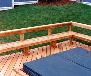 Pool Deck Bench Ideas, Deck Benches, Deck Bench Seating, Ground Level Deck, Build Deck, Deck Bench, Patio Benches, Rental Ideas, Diy Bathtub