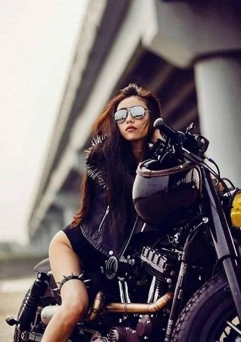 Motorcycle Photo Shoot, Chicks On Bikes, Cafe Racer Girl, Biker Photoshoot, Motorcycle Photography, Female Biker, Bike Photoshoot, Motorbike Girl, Girls On Bike