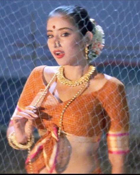 Maroon Makeup, Manisha Koirala, Charmy Kaur, Paula Patton, Sophia Loren, Girl Sketch, Indian Beauty Saree, Bollywood Actress, Manila