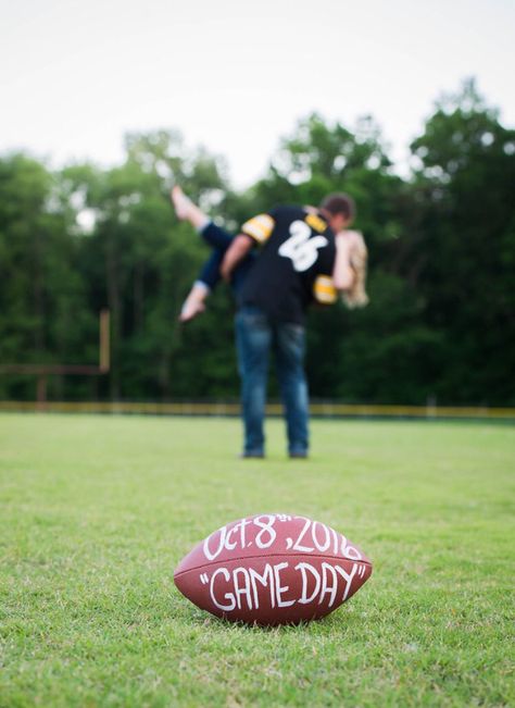 Football Engagement Pictures, Football Wedding, Pictures Engagement, Fall Engagement Pictures, Engagement Picture Outfits, Engagement Shots, Engagement Pictures Poses, Trust You, Engagement Photo Poses