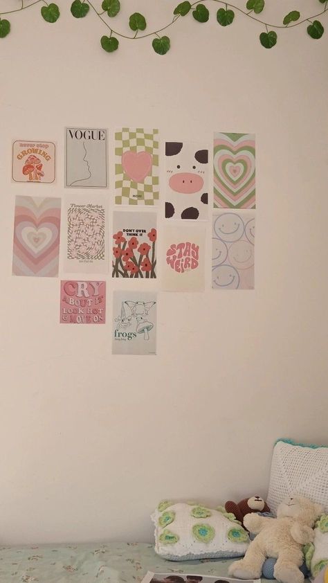 Room Decor Drawings, Diy Wall Collage, Printable Wall Collage, Girly Room Decor, Easy Room Decor, Diy Room Decor For Teens, Wall Art Diy Paint, Easy Diy Room Decor, Cute Diy Room Decor